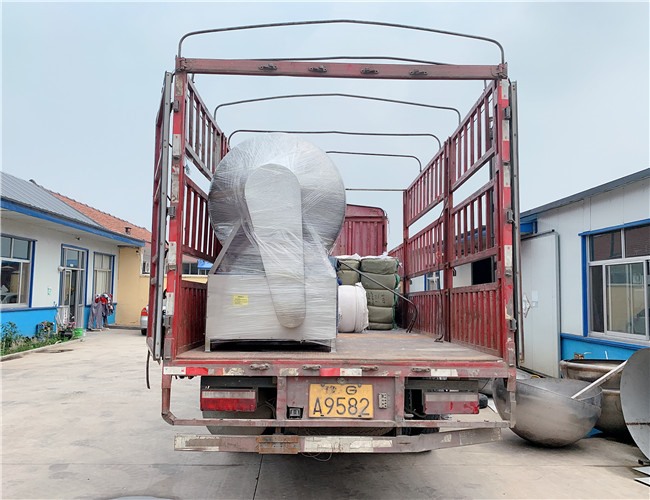 1200L變頻水冷泵真空滾揉機(jī)發(fā)往河南